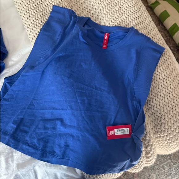 SPANX OUTPACE CROPPED TANK - Picture 4 of 4